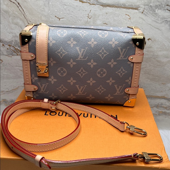 #028110XB Louis Vuitton Side Trunk - Picture 2 of 7